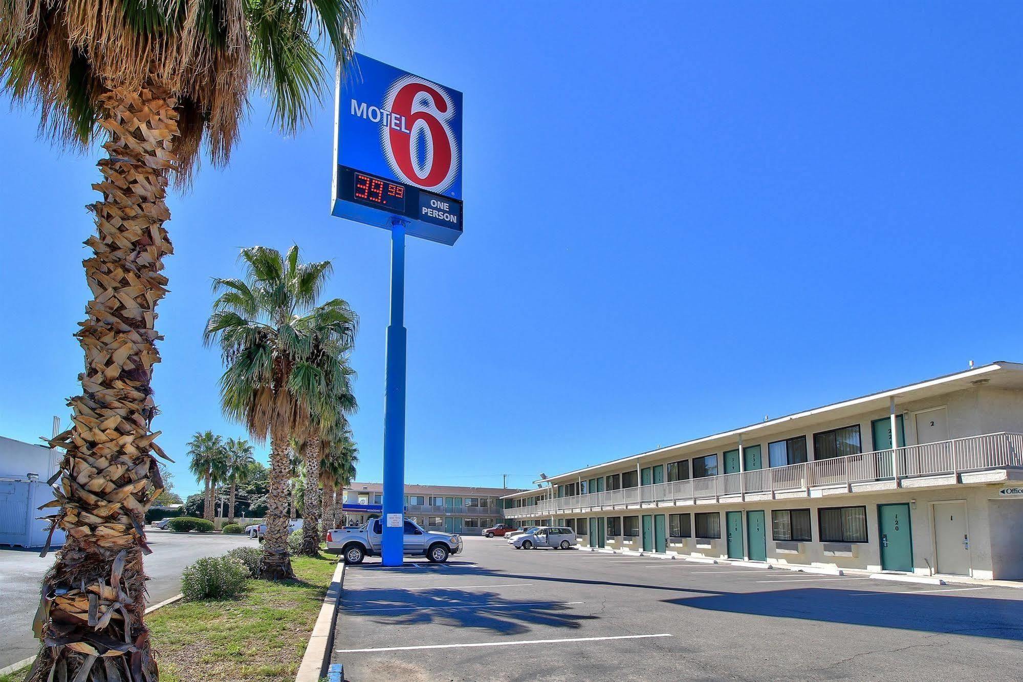 Hotel 6-nogales, Az - Mariposa Road