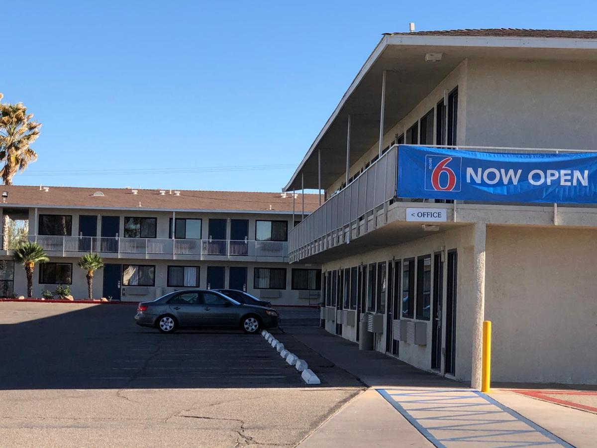 6-nogales, Az - Mariposa Road
