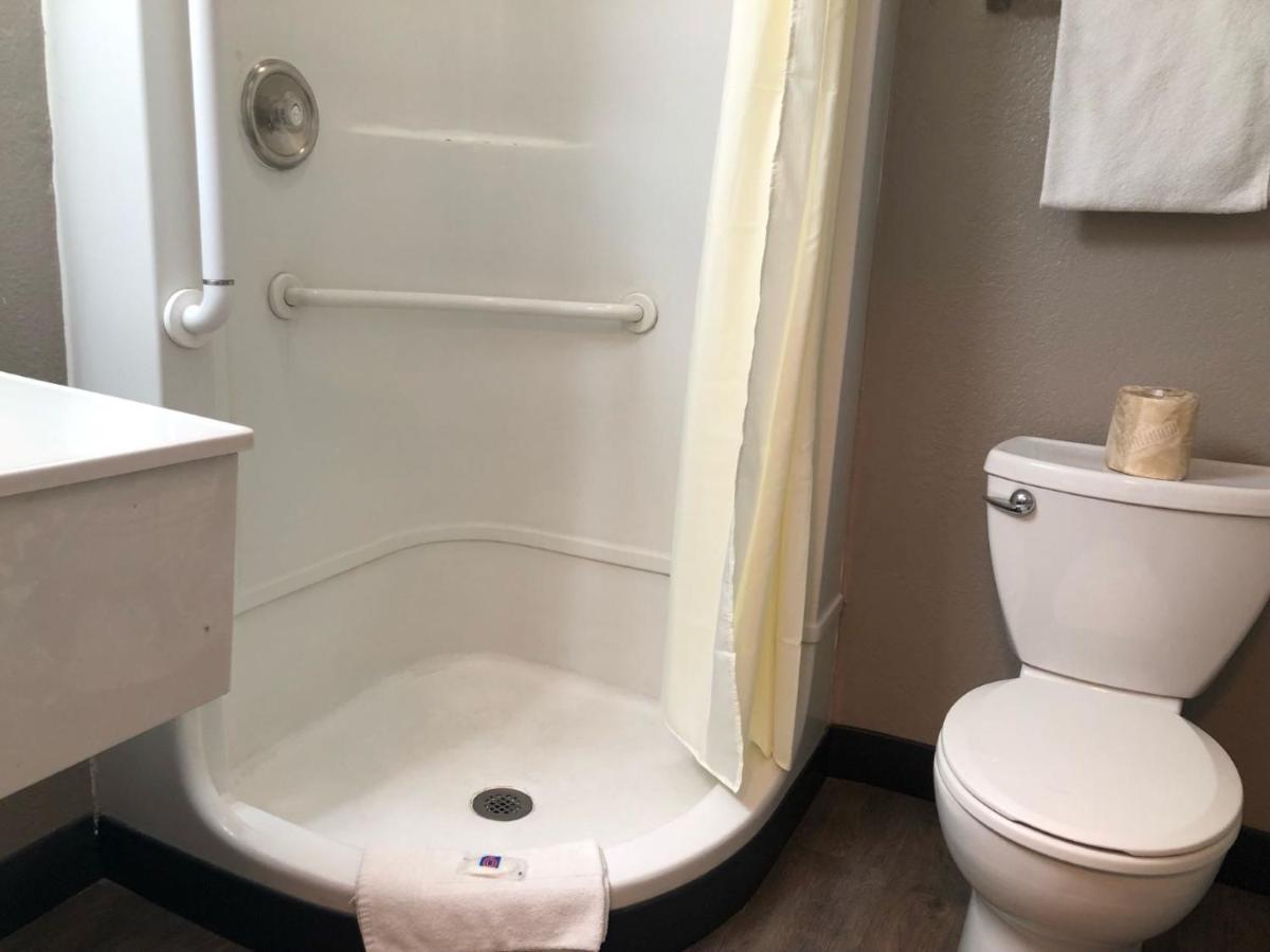 Hotel 6-nogales, Az - Mariposa Road 2*